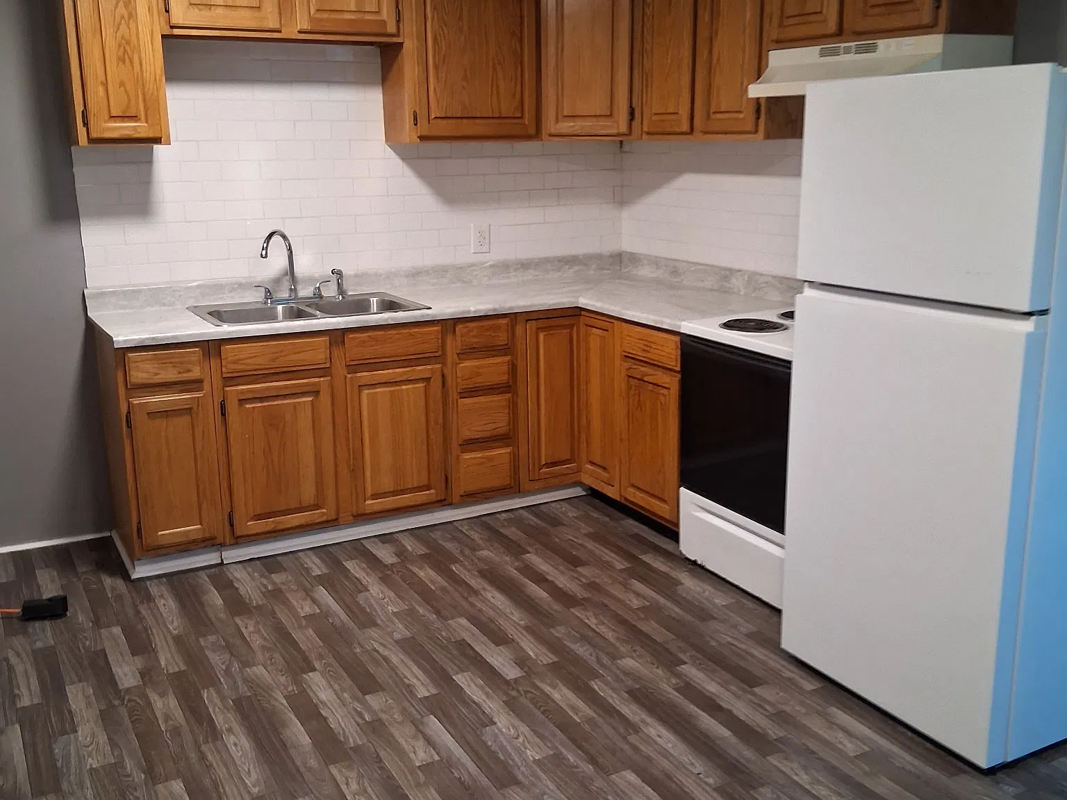 3 bed, 950 sqft, $1,650 — Photo 3