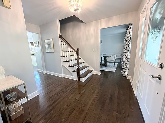 4th image of 2205 Riverlea Cir