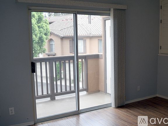 4th image of 2960 Champion Way APT 105