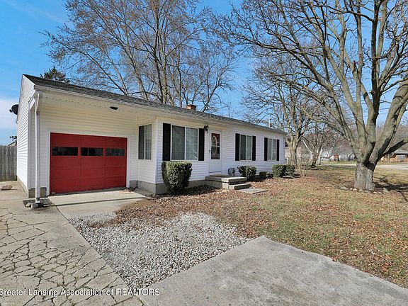5th image of 908 Eugenia Dr