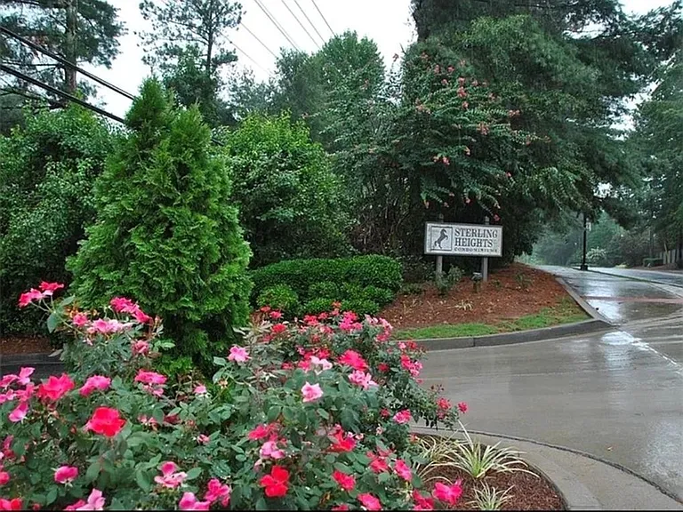 125 Sterling Ct — Photo 6