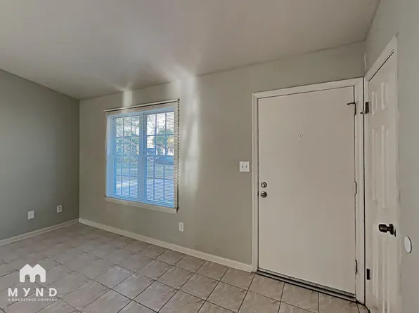 9062 Homewood Dr, Riverdale, GA 30274