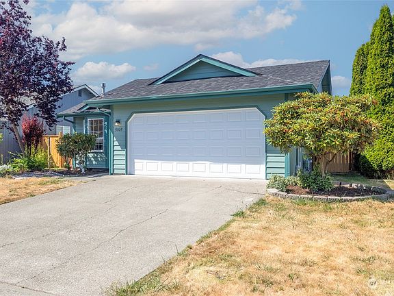 3rd image of 5005 39th Street NE