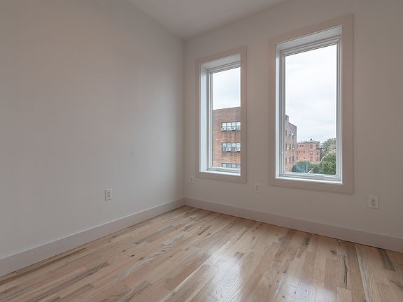 4th image of 1255 Bedford Ave #2C