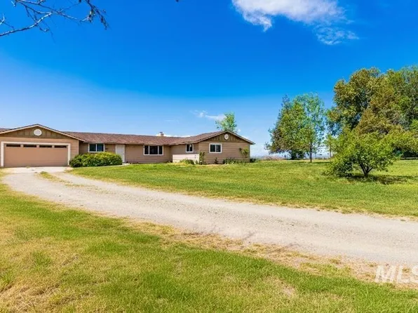 3915 1st Ln E, Parma, ID 83660