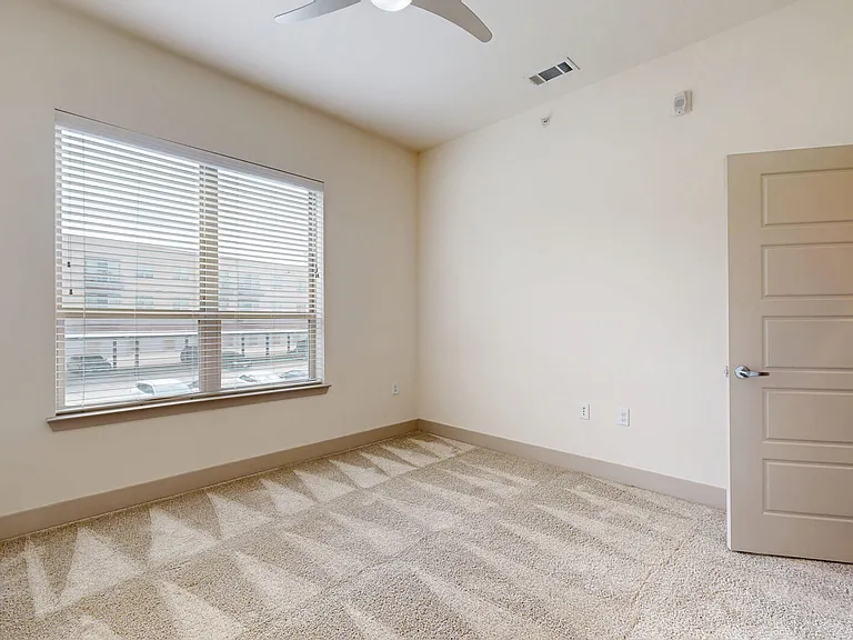 The Flats at Palisades — Photo 109