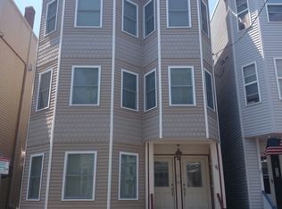 7 Peters St, South Boston, MA 02127
