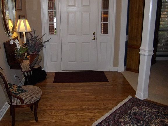 5th image of 9116 White Oak Ln