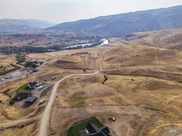13 Margarets Way, Horseshoe Bend, ID 83629