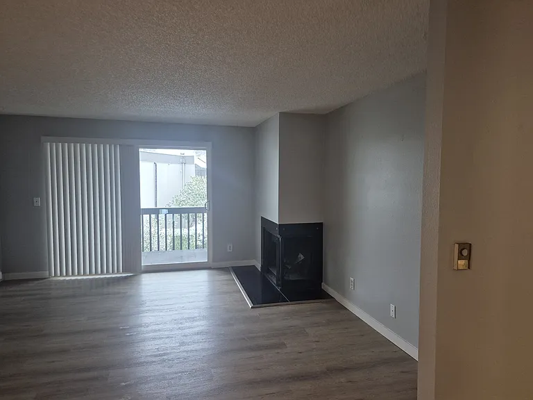 7501 Ruby Dr SW #G201 — Photo 8
