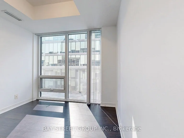 100 Harbour St #1210 — Photo 15