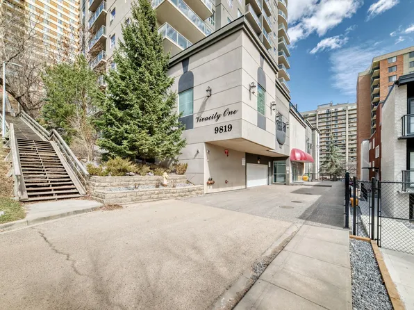 9819 104th St NW #908, Edmonton, AB T5K 0Y8