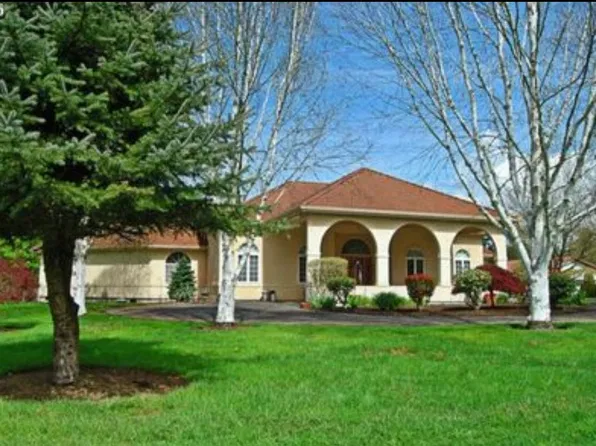 5908 NE 214th Ave, Vancouver, WA 98682