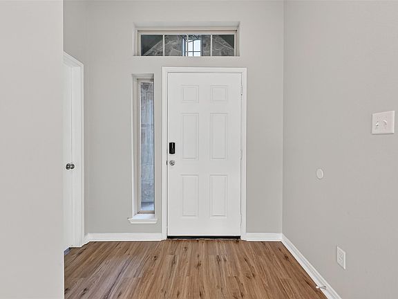 5th image of 151 Scenic Hills Ct