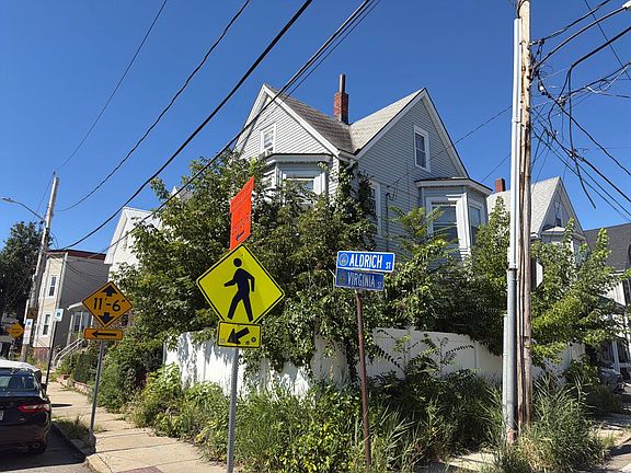 5th image of 15 Aldrich St