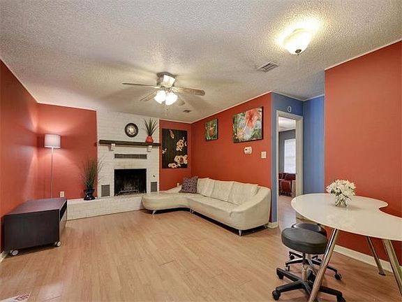 5th image of 1702 Brittany Blvd