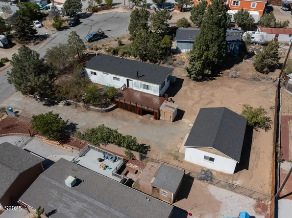 5961 Spring Valley Cir, Sun Valley, NV 89433