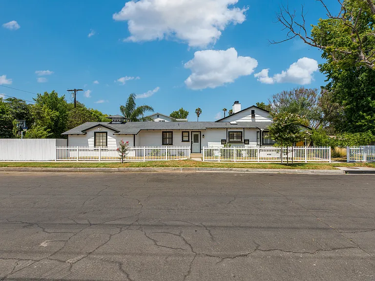 4901 Ethel Ave — Photo 46
