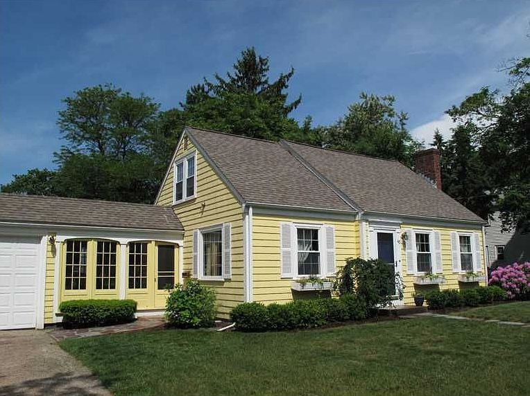 2nd image of 43 Algonquin Rd