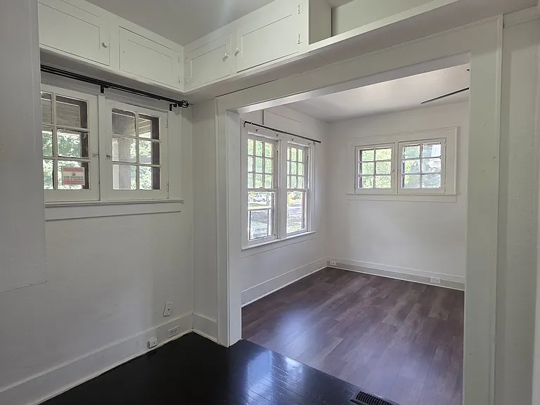 950 Capitol St NE — Photo 13