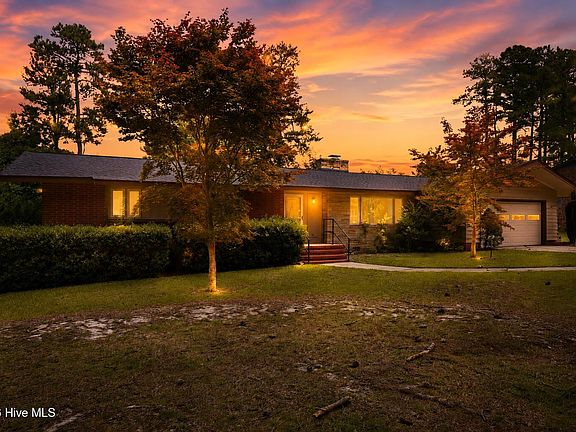 3rd image of 1020 Longshore Drive