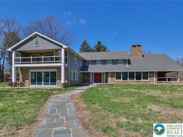 380 S Cedar Crest Blvd, Emmaus, PA 18049