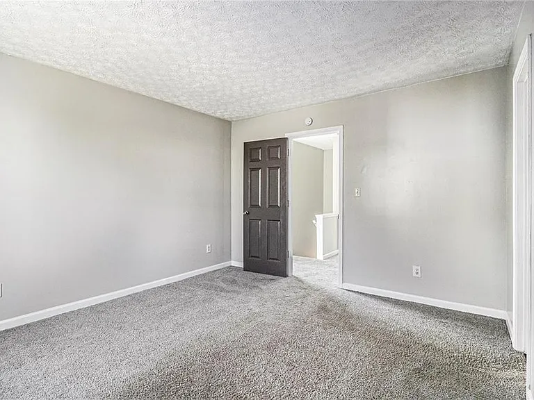 89 Bridge View Dr — Photo 11