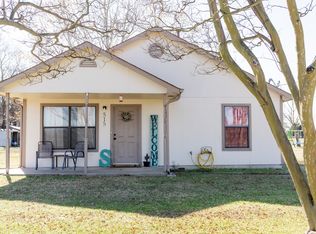 515 Longbotham, Wortham, TX