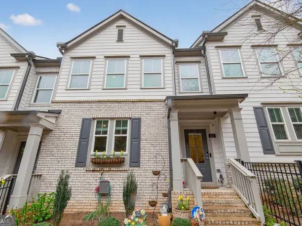 345 Vista Ln, Woodstock, GA 30189