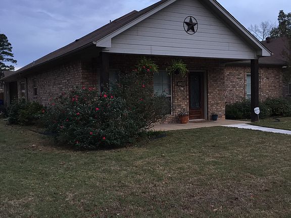 2nd image of 2200 Redbud St