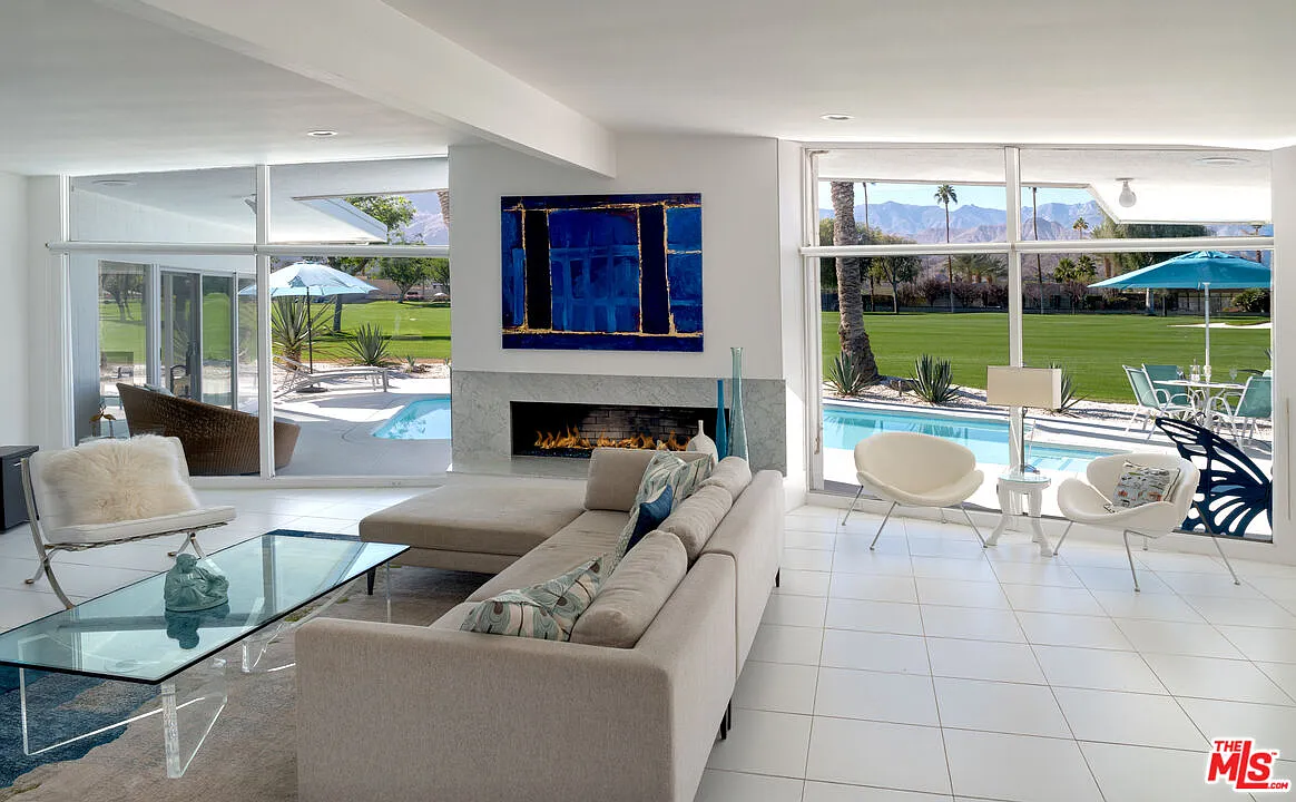 3 bed, 3.0 bath, 2395 sqft, $6,500 — Photo 4