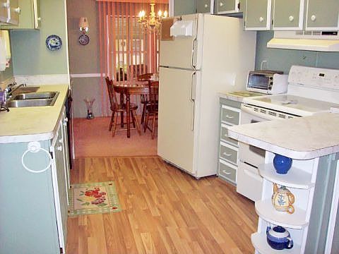 2nd image of 4231 Tipperary Ln