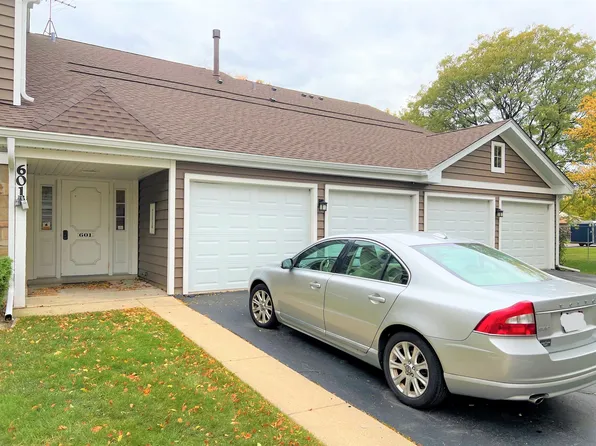 601 Hanover Ct, Schaumburg, IL