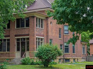 733 Range St, North Mankato, MN 56003