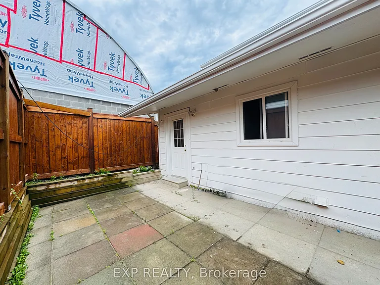 112 Baseline Rd E #A — Photo 13