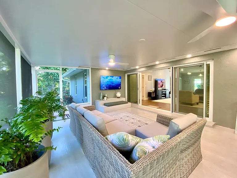 907 Tropic Dr — Photo 6