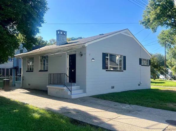 323 Ferguson Ct, Huntington, WV 25701
