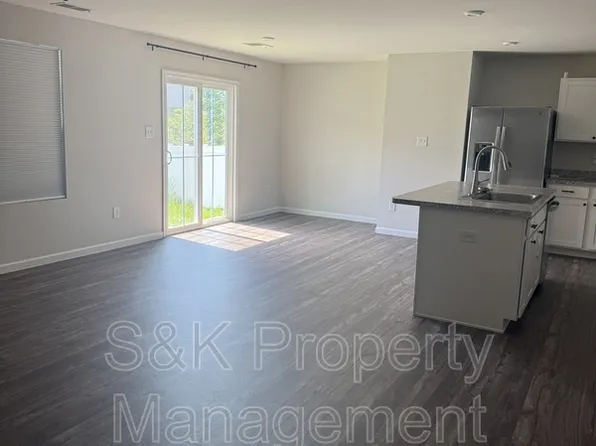 112 Overstreet Ct, Williamsburg, VA 23185