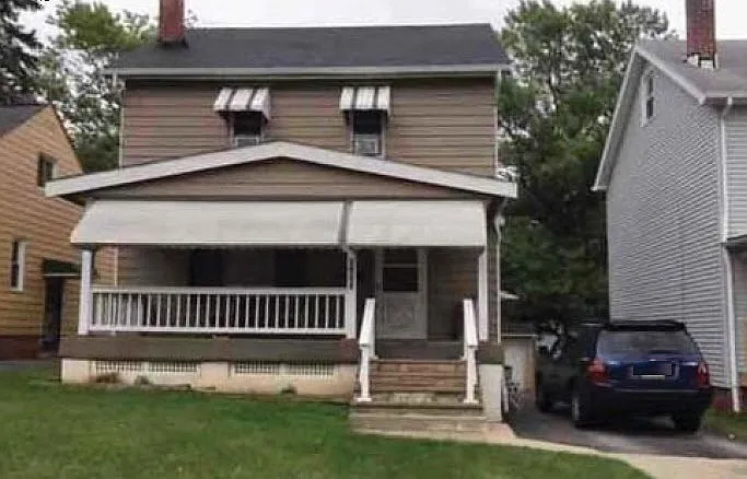 5253 Joseph St photo 1