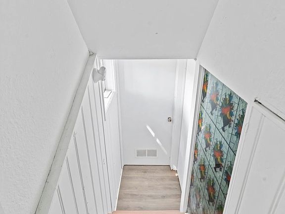 3rd image of 35 Princemere Cres #Basement