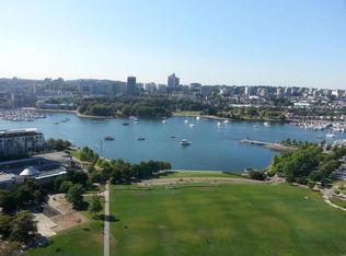 289 Drake St #1501, Vancouver, BC V6B5Z5