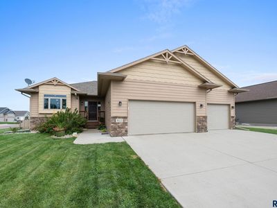 812 S Clearbrook Ave, Sioux Falls, SD, 57106