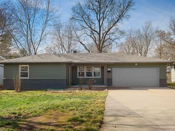 2049 S Kings Avenue, Springfield, MO 65807