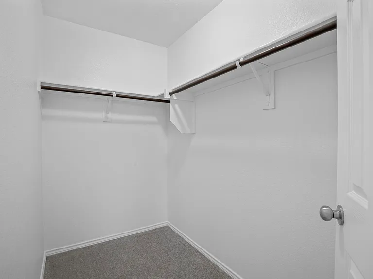 4541 Benham Dr — Photo 9
