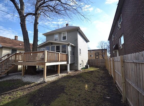 5th image of 1127 Dunlop Ave