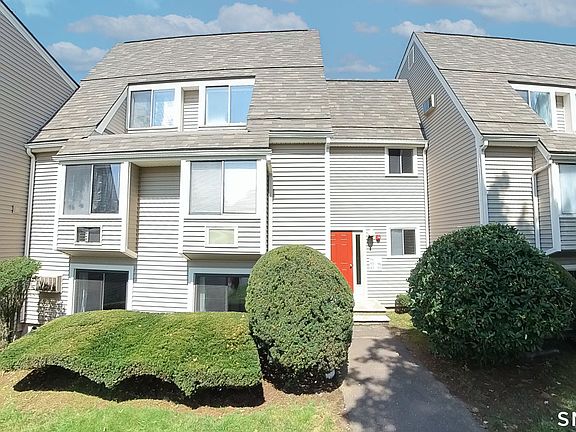 3rd image of 92 Sterling Village #92