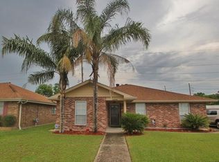 3200 E Lafourche Ct, Kenner, LA 70065
