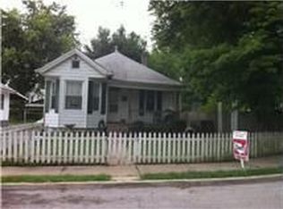 811 Pearl St, Alton, IL 62002