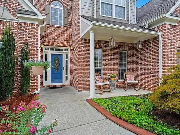 3rd image of 1562 Ember Oaks Cir