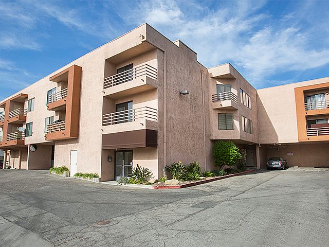 1st image of 6815 Remmet Ave Unit 123